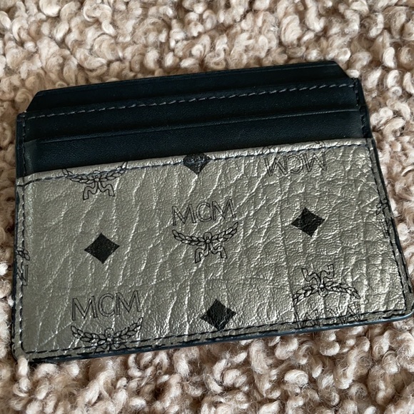 MCM Card Case Silver Black - Picture 2 of 6